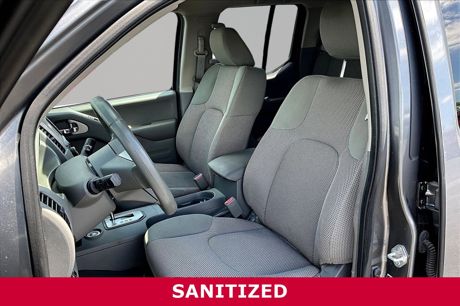 Used 2021 Nissan Frontier SV w/ Midnight Edition Floor Mats AWD/4WD image 20