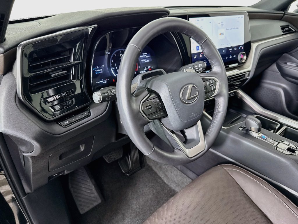 Used 2026 Lexus TX 350 AWD w/ Technology Package image 9