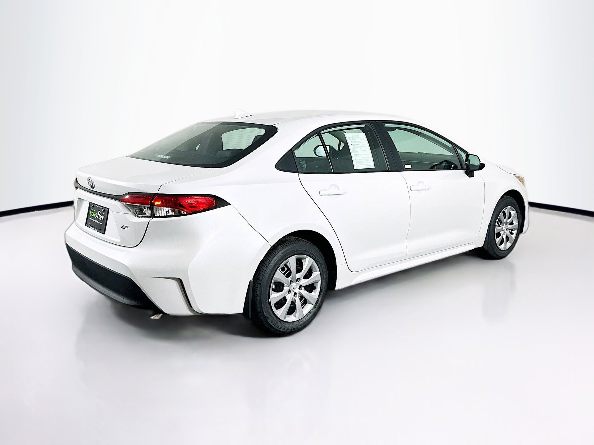 Used 2026 Toyota Corolla LE image 9