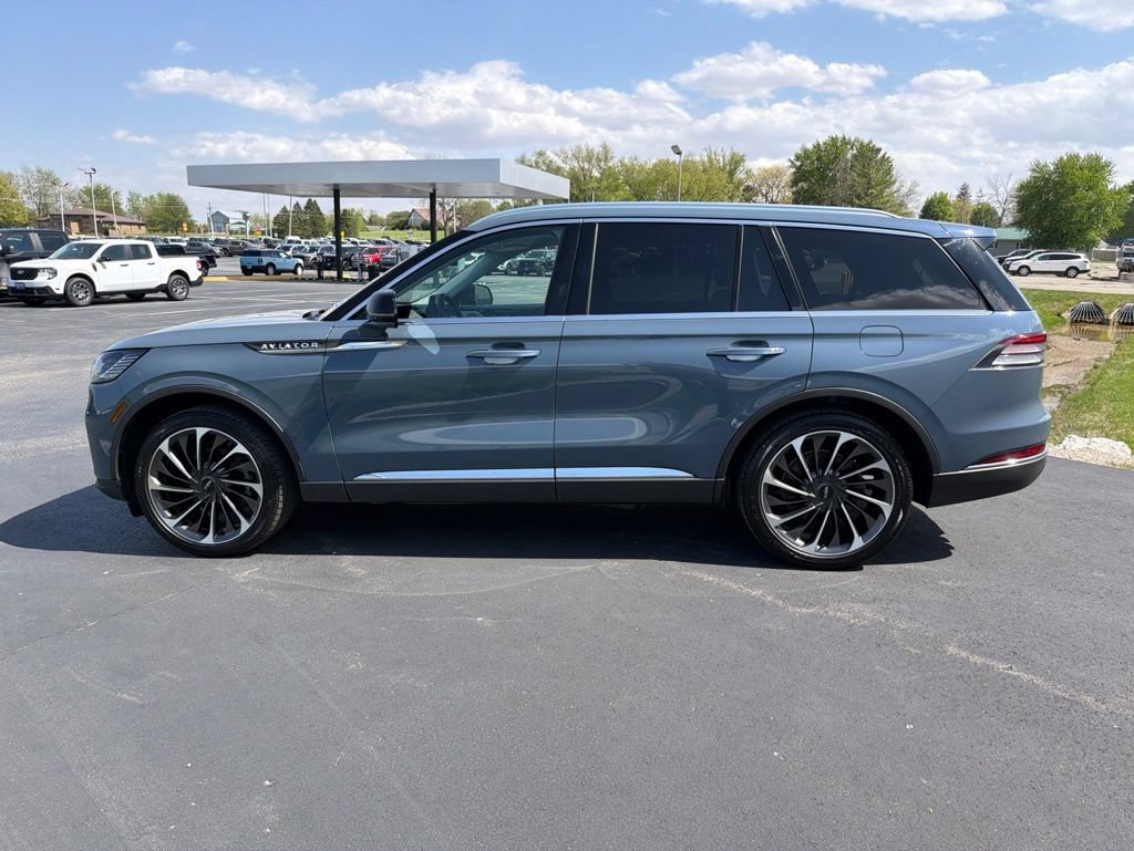 Used 2025 Lincoln Aviator Reserve w/ Equipment Group 201A AWD/4WD image 7