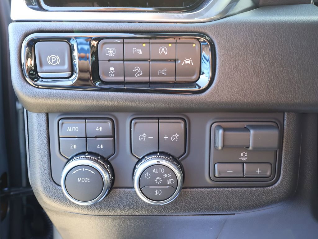 New 2026 GMC Yukon XL Elevation w/ LPO, Elevation Black Package image 13
