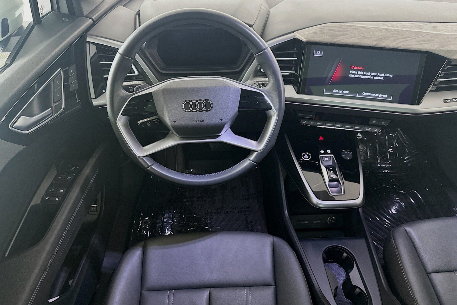Used 2023 Audi Q4 e-tron Premium Plus w/ Premium Plus AWD/4WD image 5