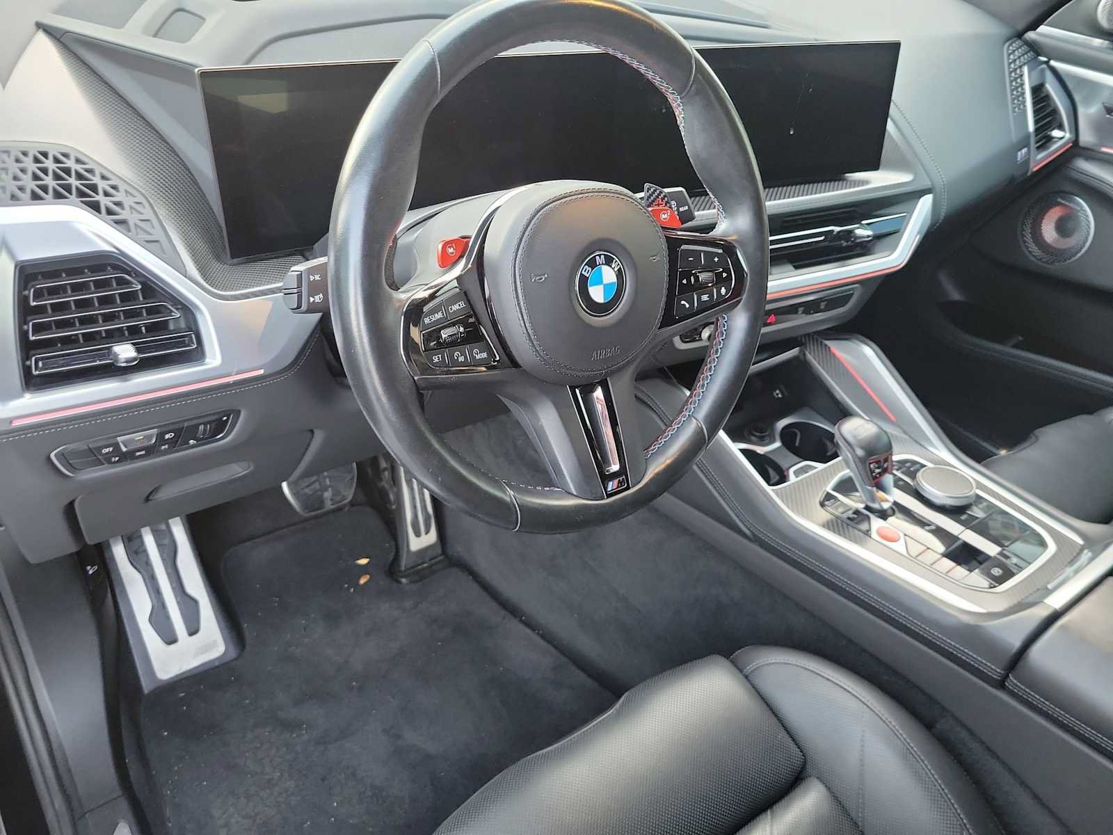 Used 2023 BMW XM w/ M Driver's Package AWD/4WD image 2