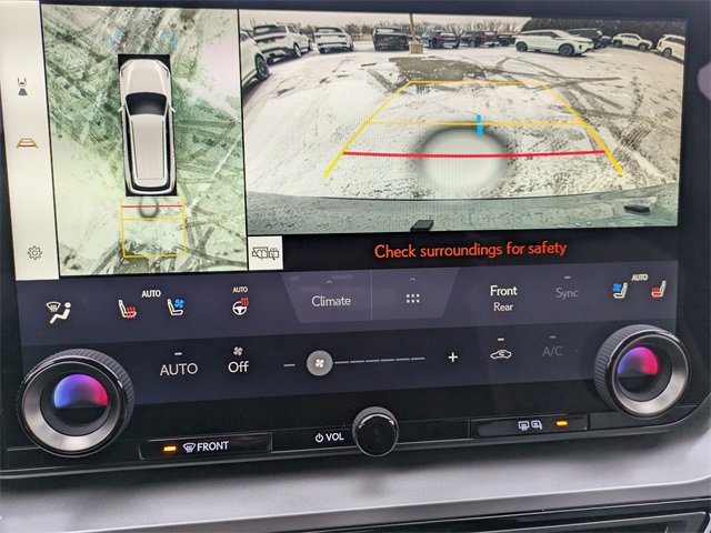 Used 2025 Lexus TX 500h AWD image 10