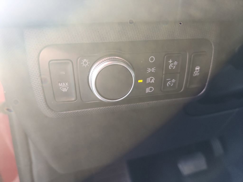 Used 2022 Ford Mustang Mach-E Select image 20