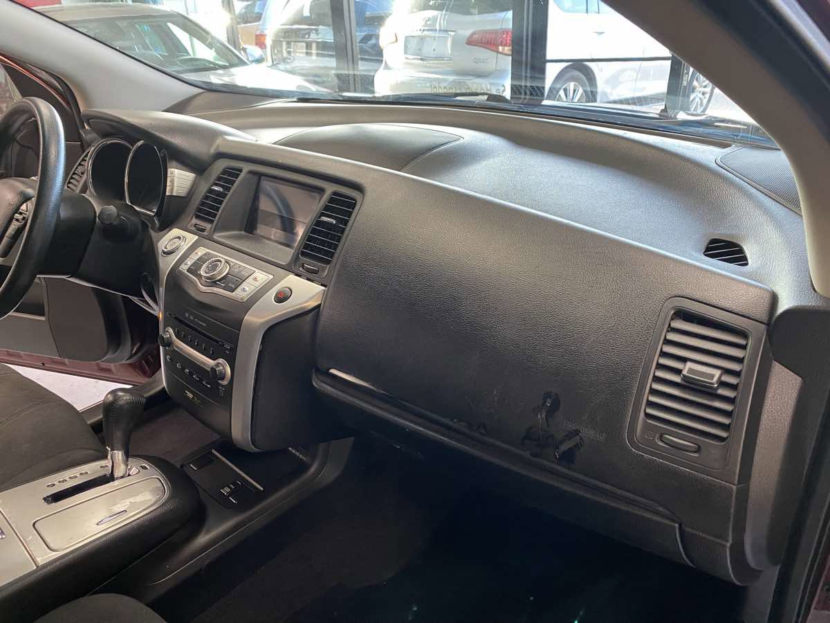 Used 2010 Nissan Murano S image 14