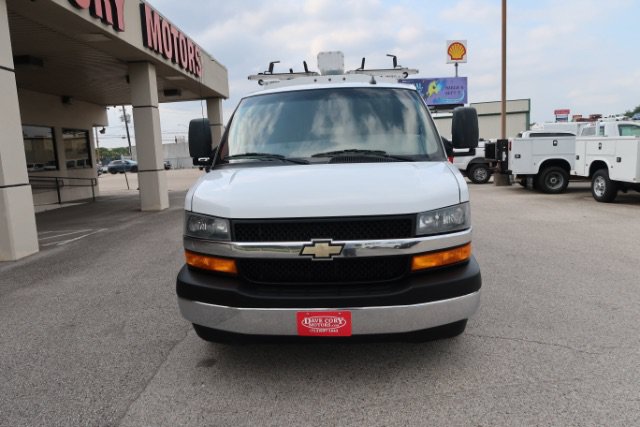 Used 2020 Chevrolet Express 3500 w/ Power Convenience Package RWD image 2