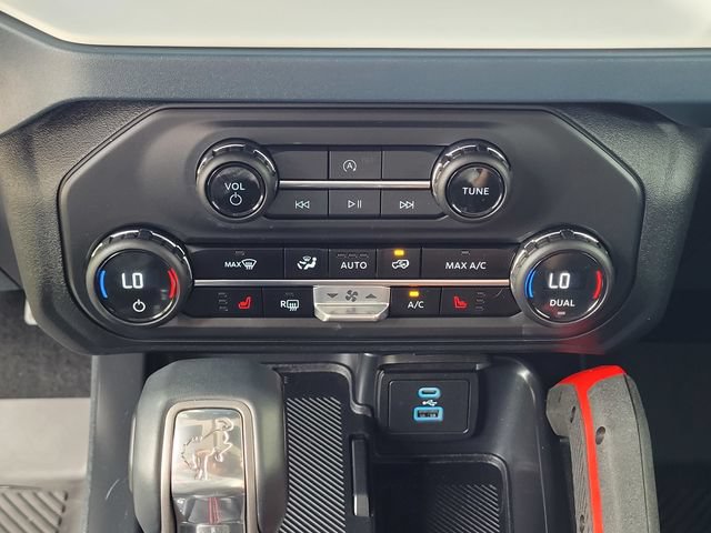 Used 2025 Ford Bronco Heritage Edition AWD/4WD image 21