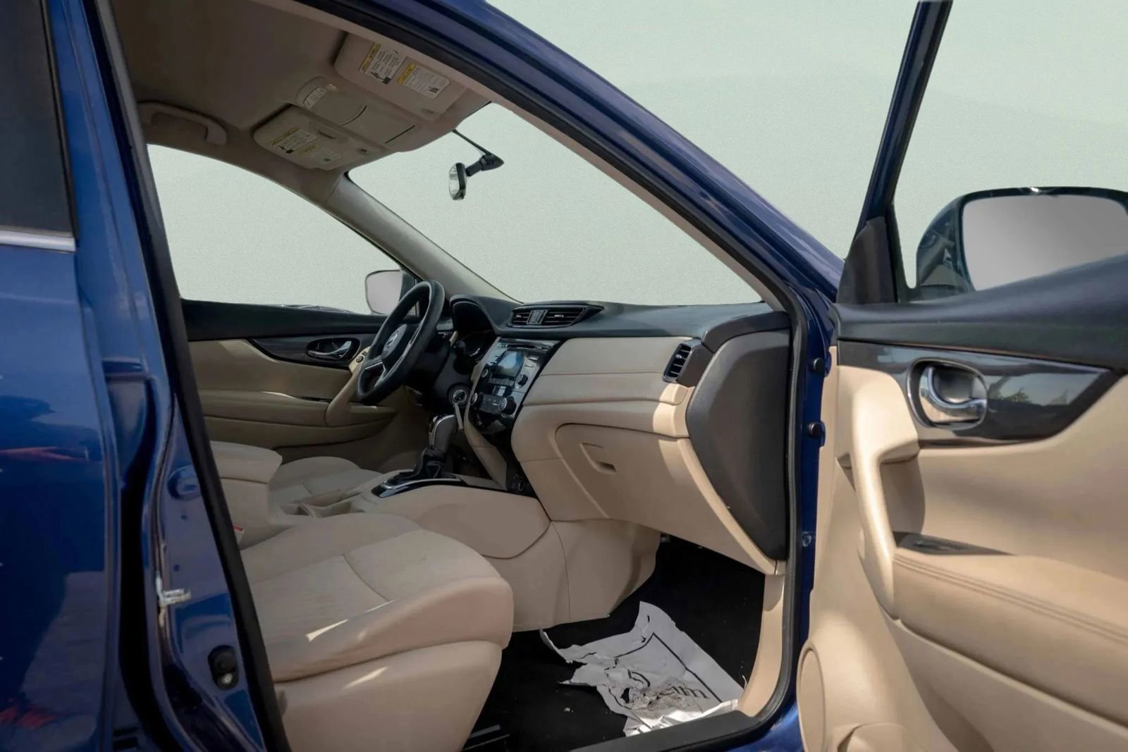 Used 2017 Nissan Rogue S image 31