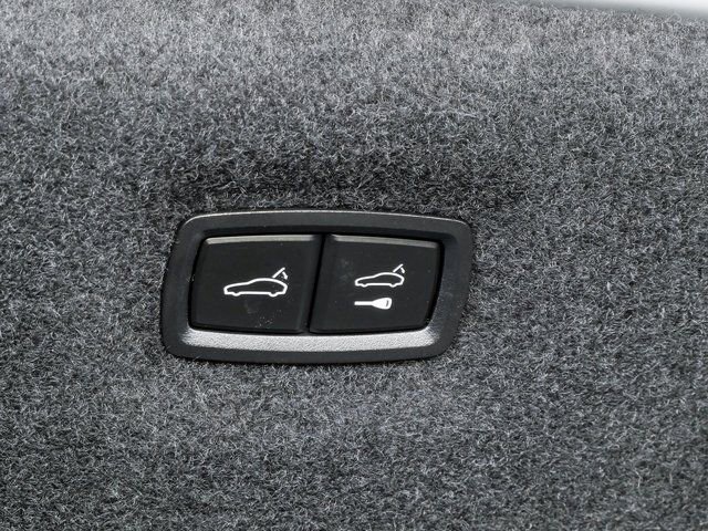 Used 2023 Audi e-tron GT Premium Plus image 29