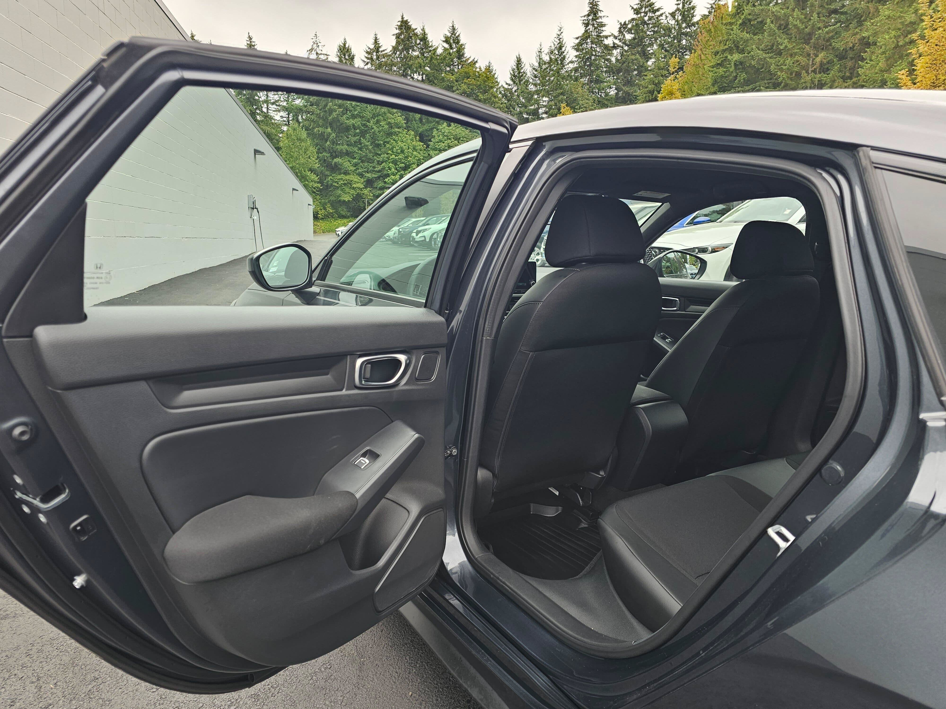 Used 2025 Honda Civic Sport image 19