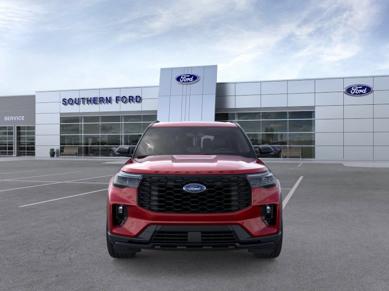 New 2026 Ford Explorer ST-Line w/ ST-Line Street Pack AWD/4WD image 6