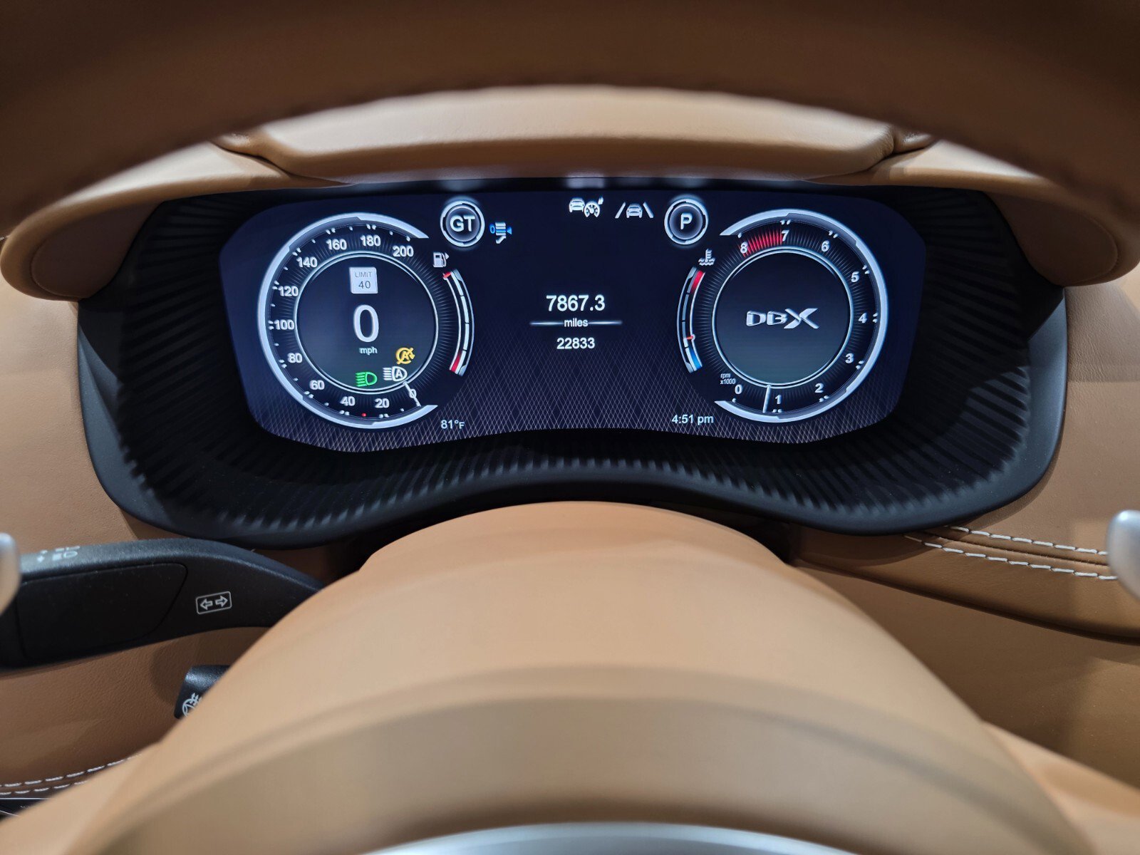 Used 2022 Aston Martin DBX AWD/4WD image 6