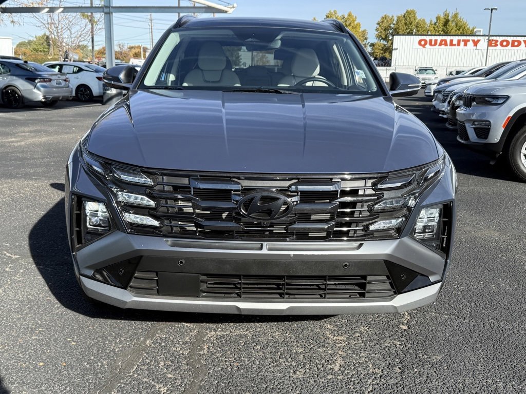 Used 2025 Hyundai Tucson Limited AWD/4WD image 3