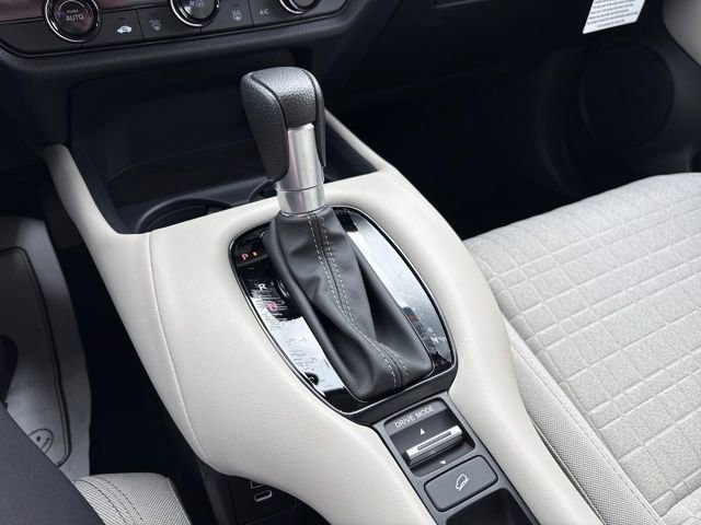 Used 2025 Honda HR-V LX image 19