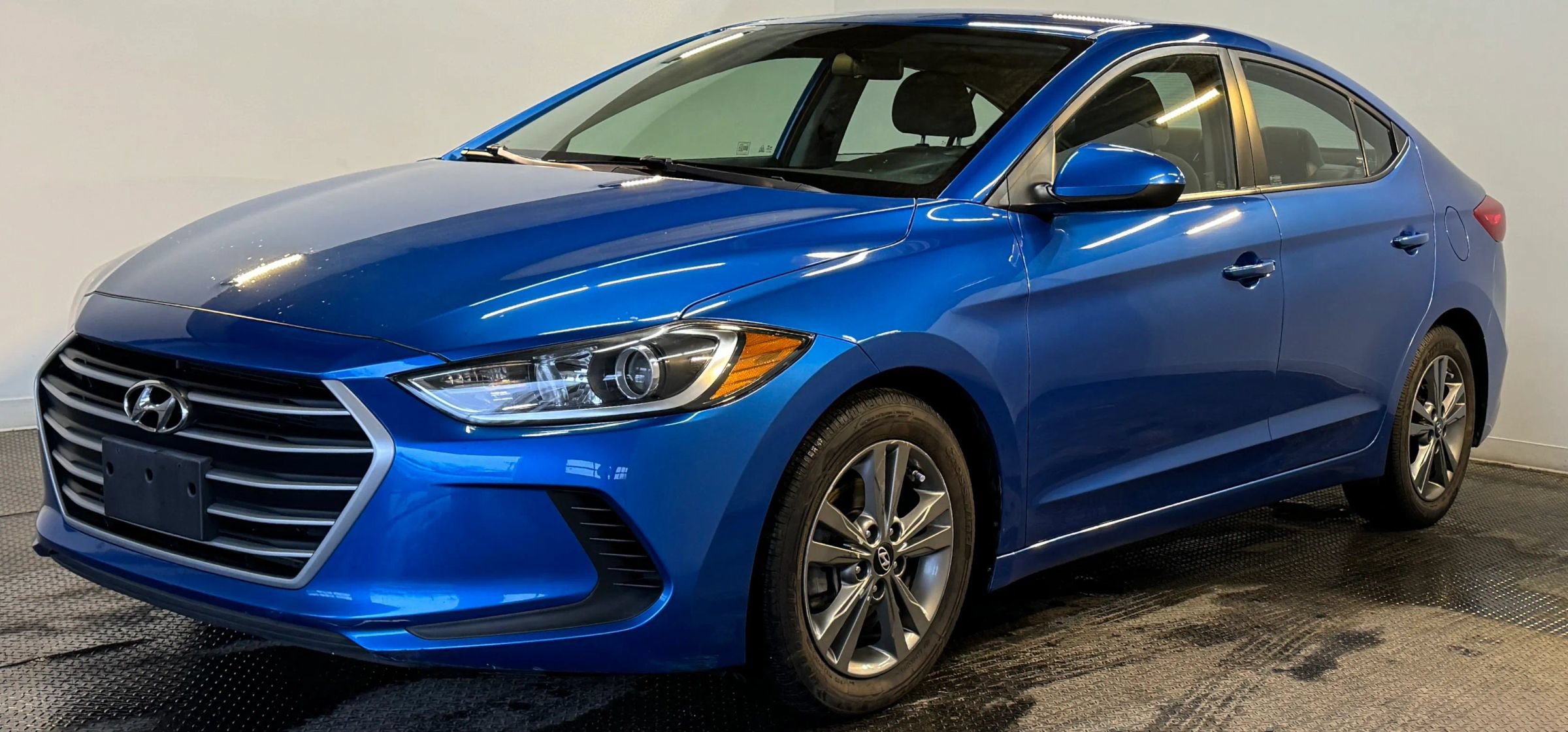 Used 2018 Hyundai Elantra SEL FWD image 4