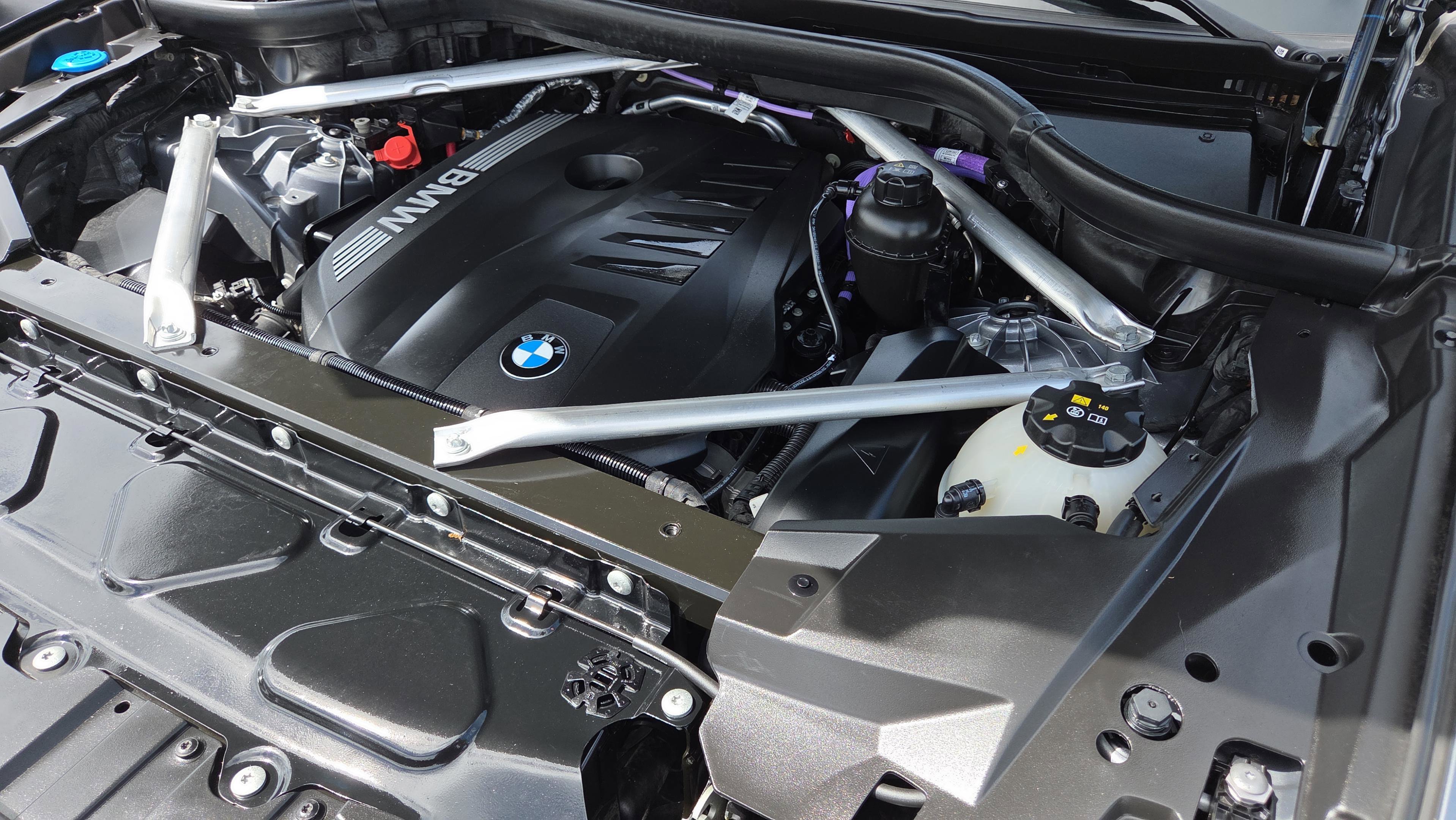 Certified 2024 BMW X5 xDrive40i w/ Premium Package image 25