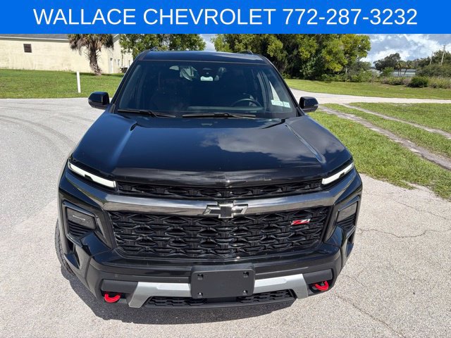 Used 2025 Chevrolet Traverse Z71 w/ Driver Confidence Package AWD/4WD image 4