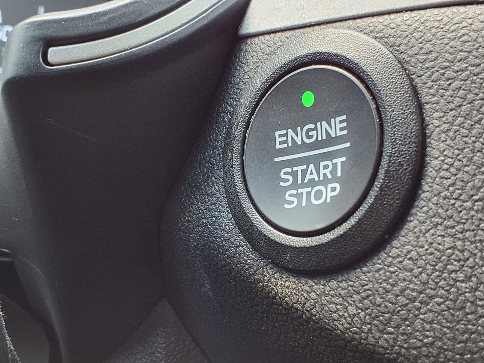 Used 2022 Ford Escape SE w/ SE Sport Appearance Package FWD image 15