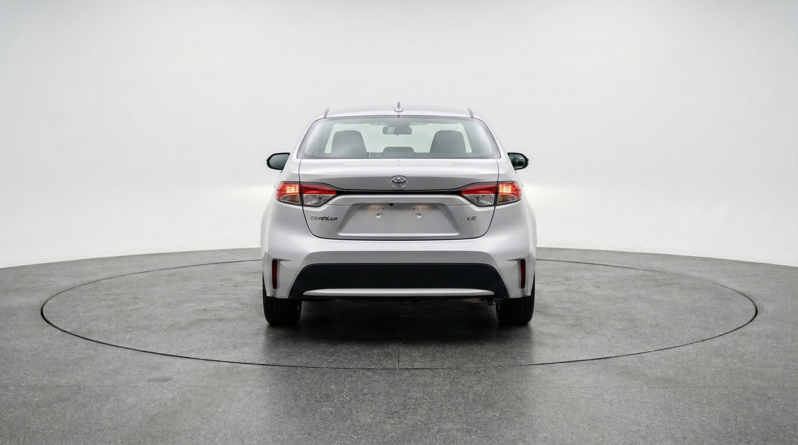 Used 2025 Toyota Corolla LE FWD image 7