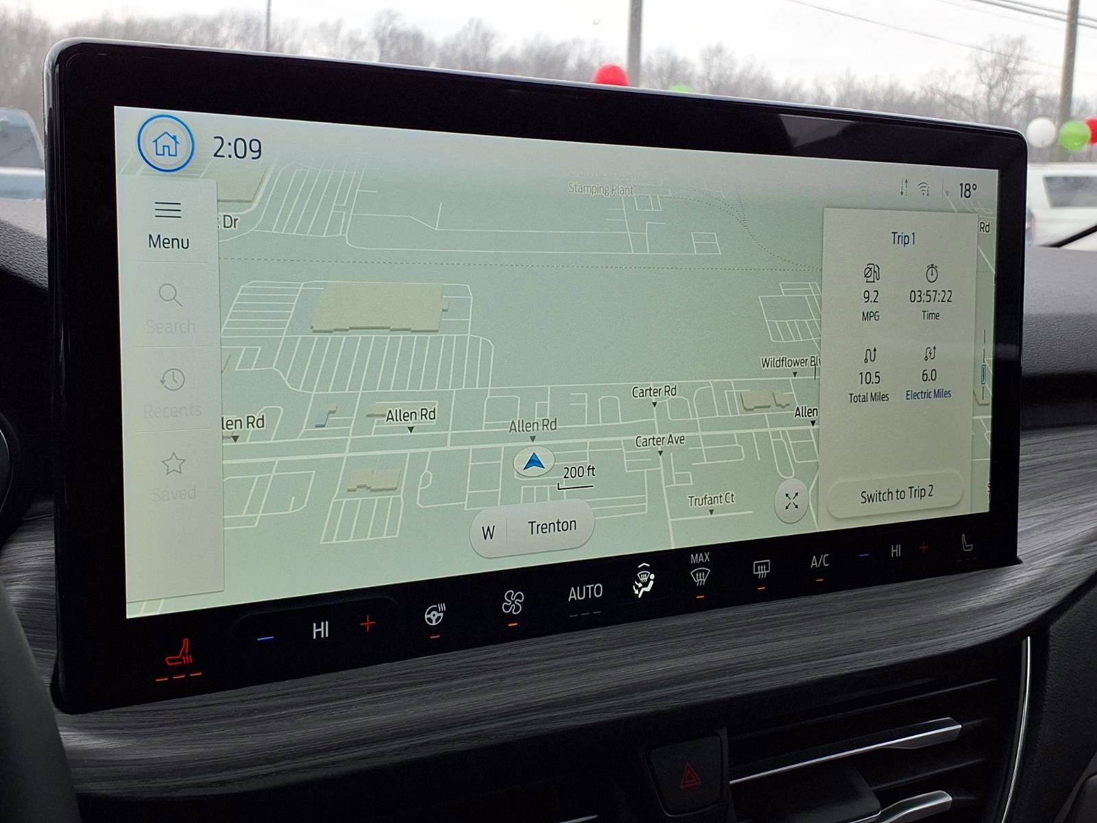 Used 2024 Ford Escape SE w/ PHEV Premium Package image 10