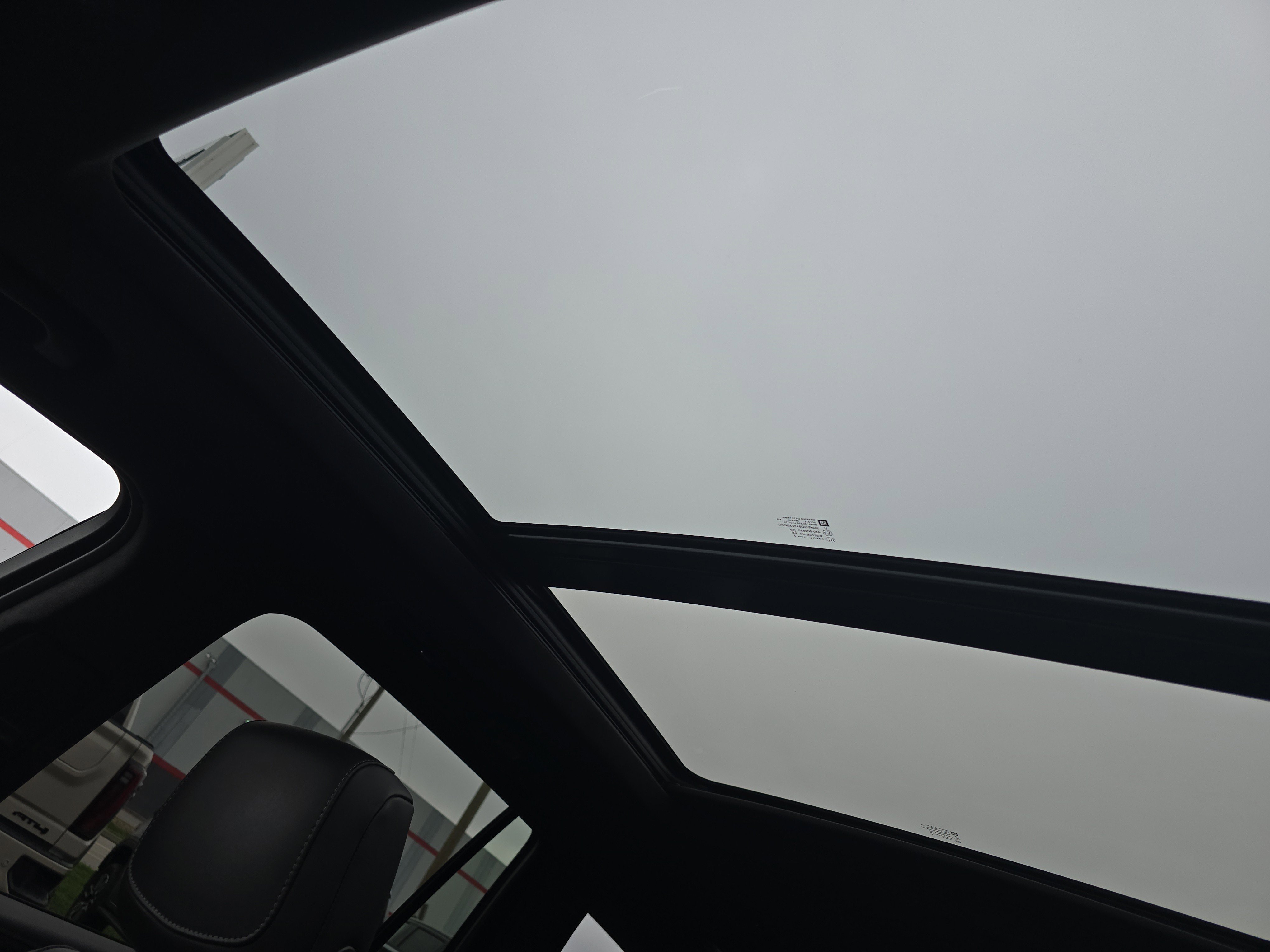 Used 2023 Cadillac XT6 Sport w/ Platinum Package image 34