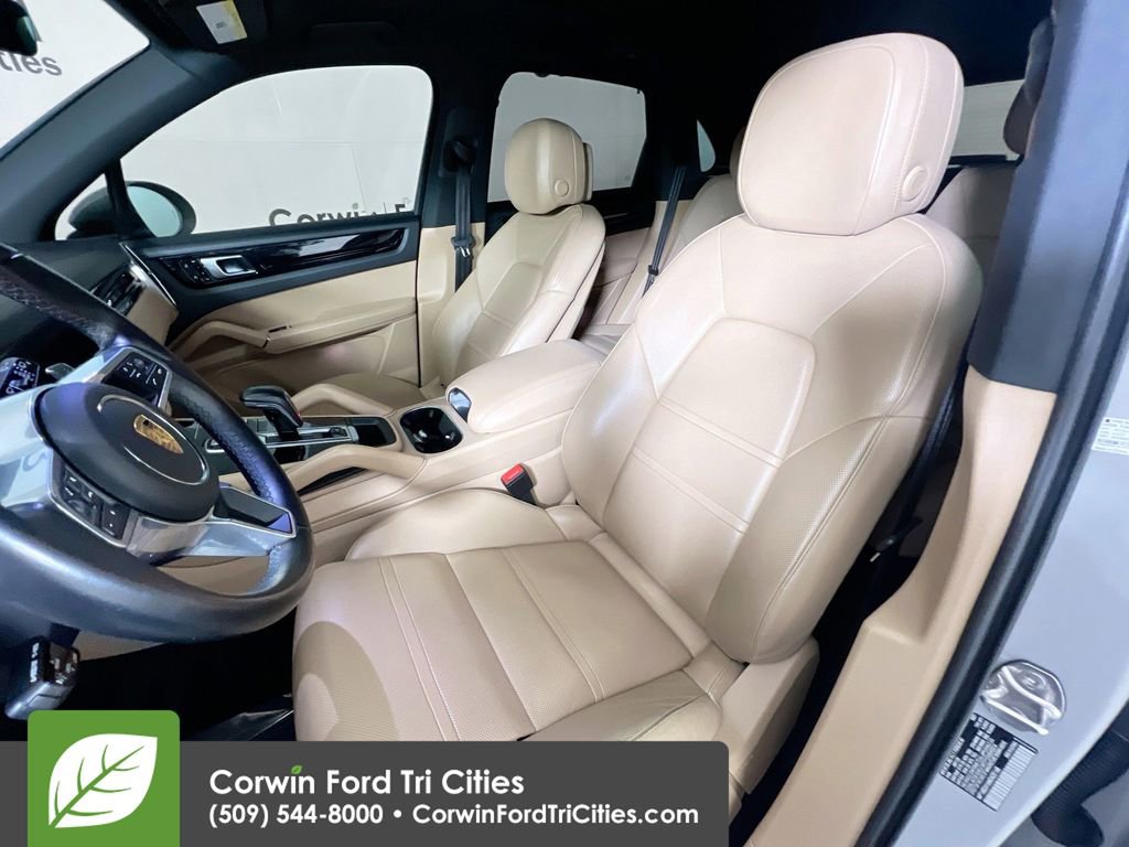Used 2021 Porsche Cayenne S image 24