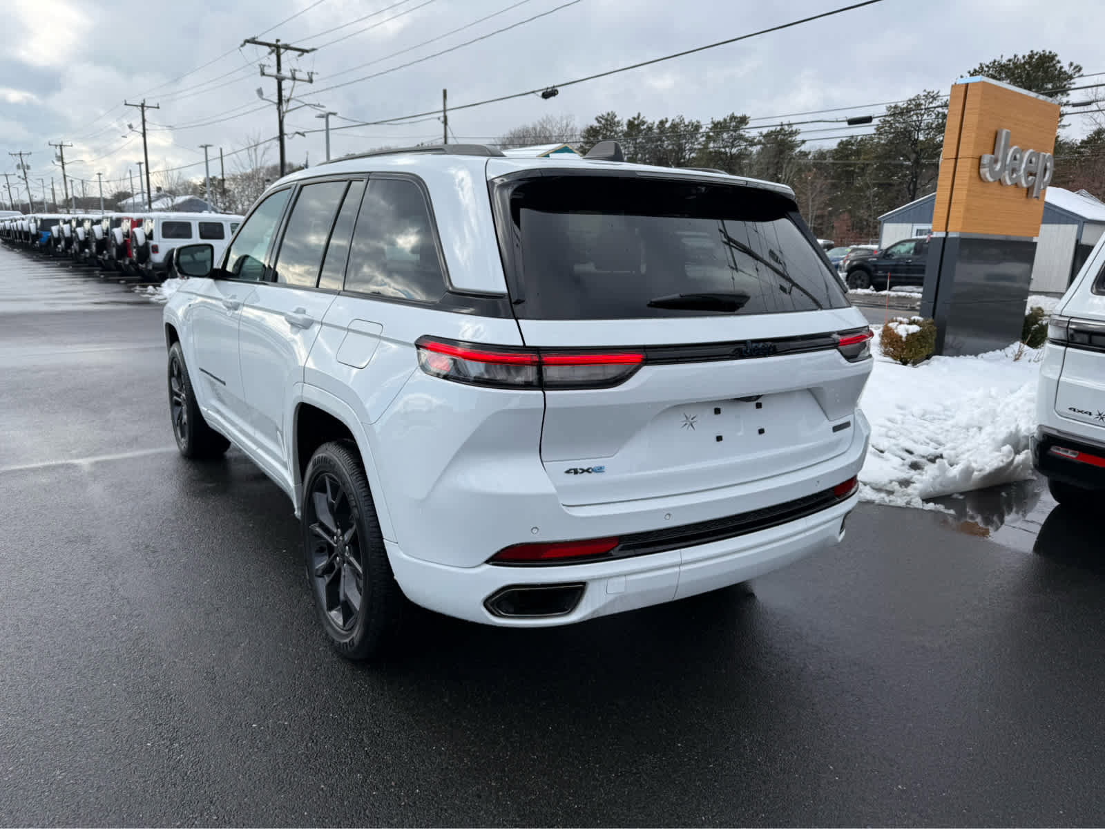 Used 2023 Jeep Grand Cherokee 30th Anniversary image 6