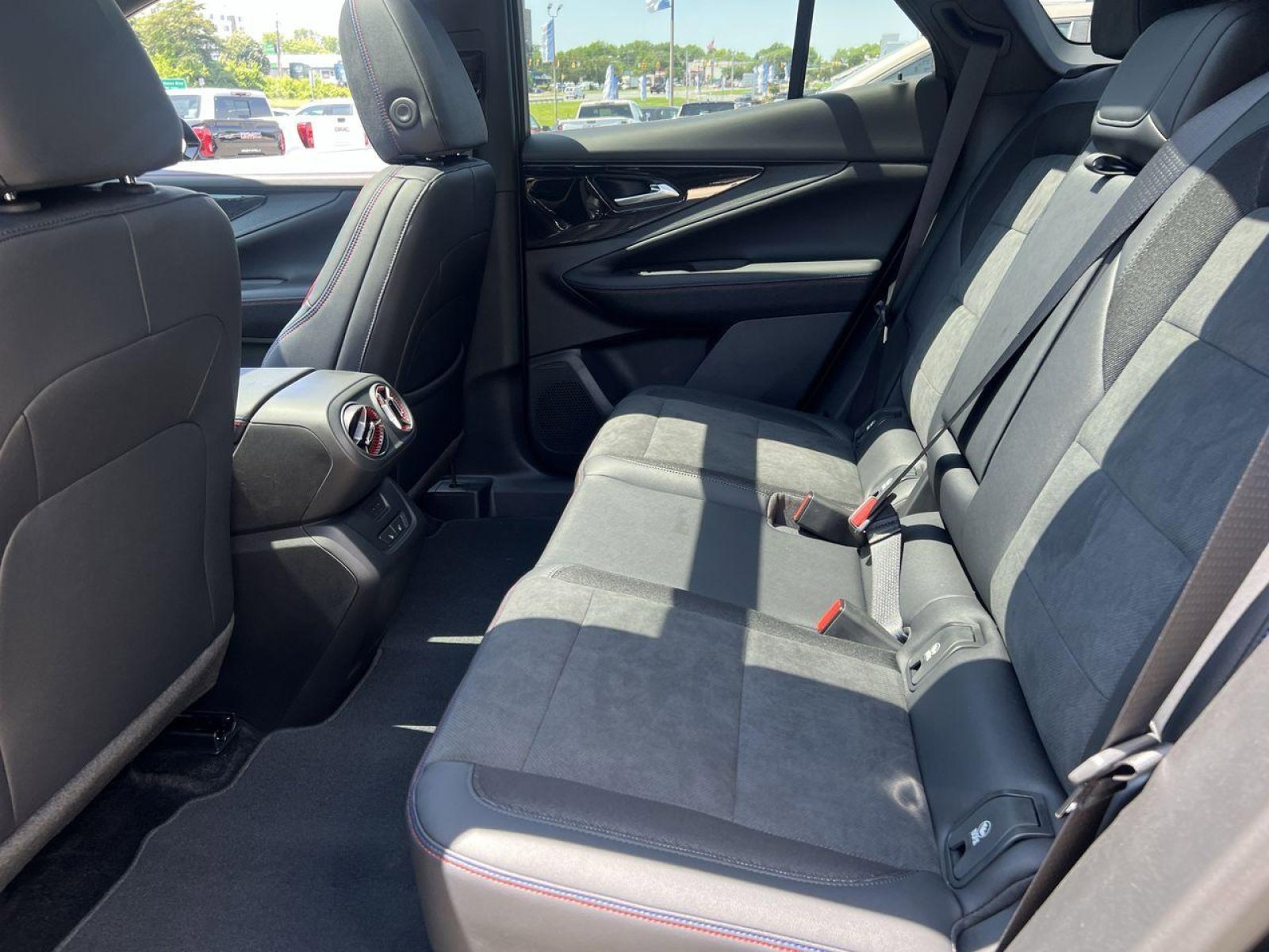 New 2025 Chevrolet Blazer EV RS image 20