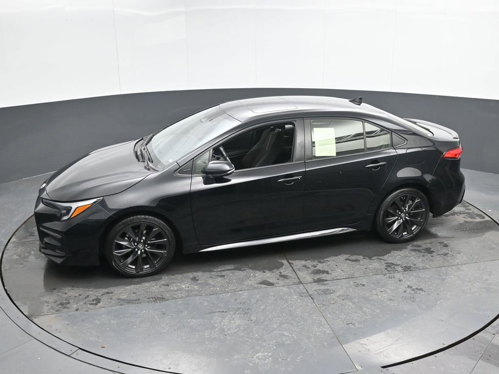 Used 2024 Toyota Corolla SE w/ SE Premium Package image 40