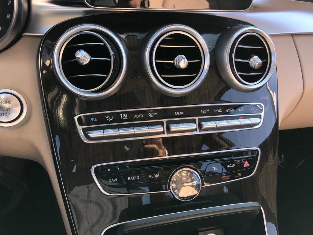 Used 2015 Mercedes-Benz C 300 4MATIC Sedan image 30