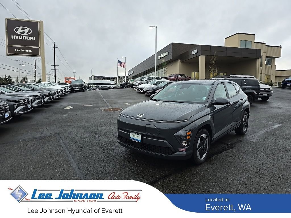 Certified 2024 Hyundai Kona SE image 1