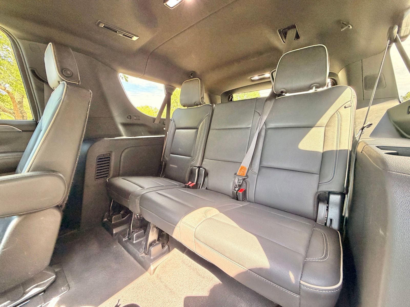 Used 2023 GMC Yukon XL SLT RWD image 15