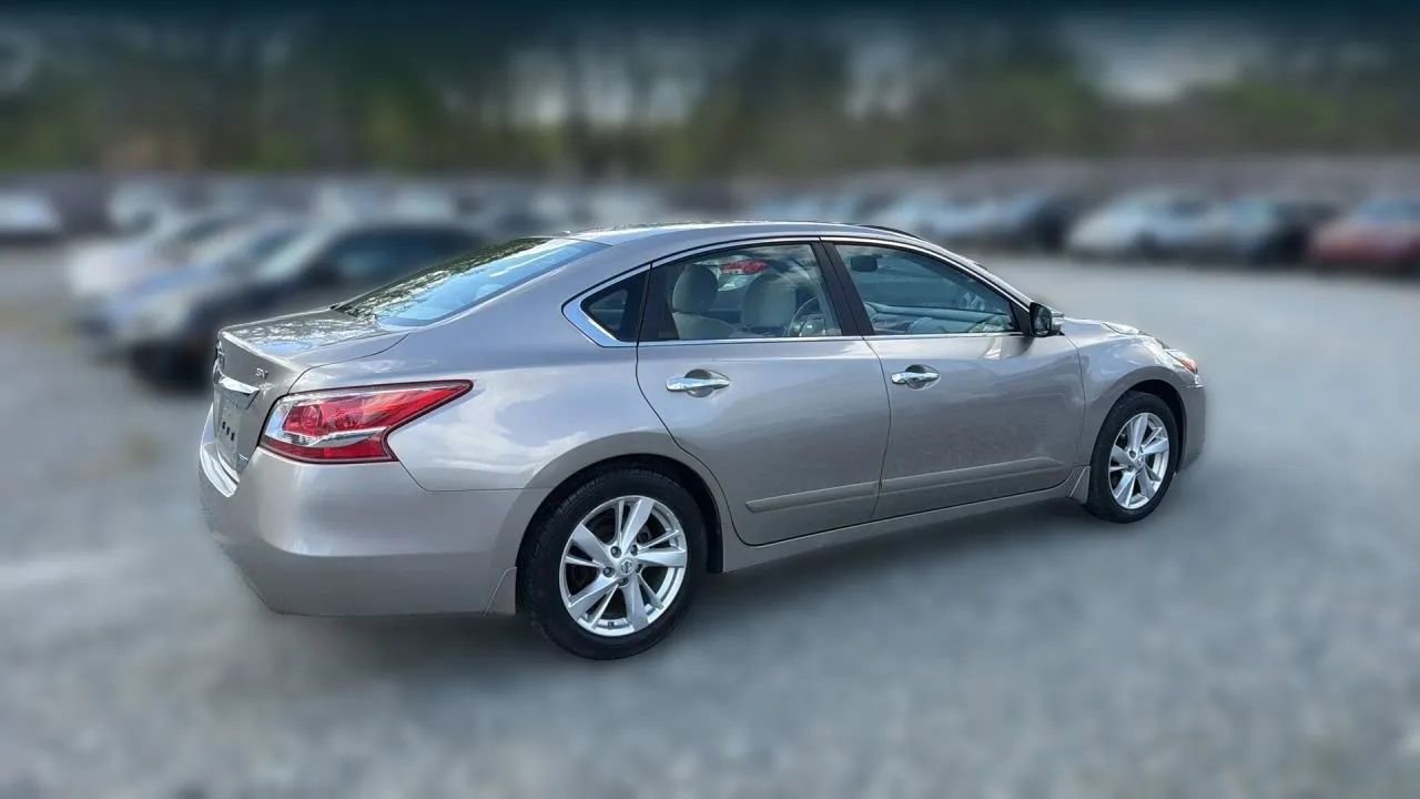 Used 2013 Nissan Altima 2.5 SV w/ 2.5SV Convenience Pkg FWD image 12