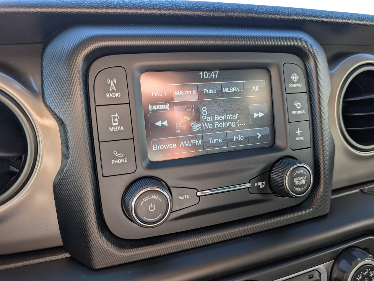 Used 2018 Jeep Wrangler Unlimited Sport S image 23