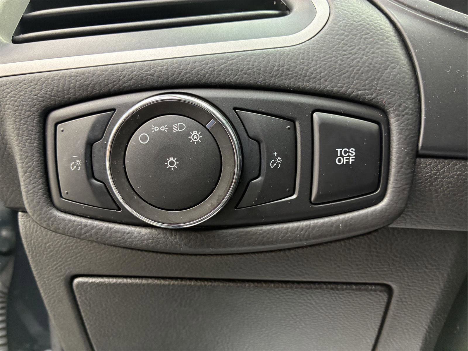 Used 2022 Ford Edge SE AWD/4WD image 19