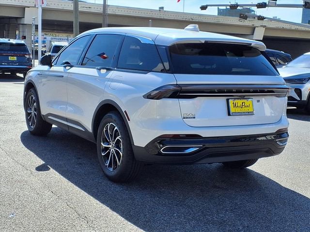 New 2026 Lincoln Nautilus Premier image 4