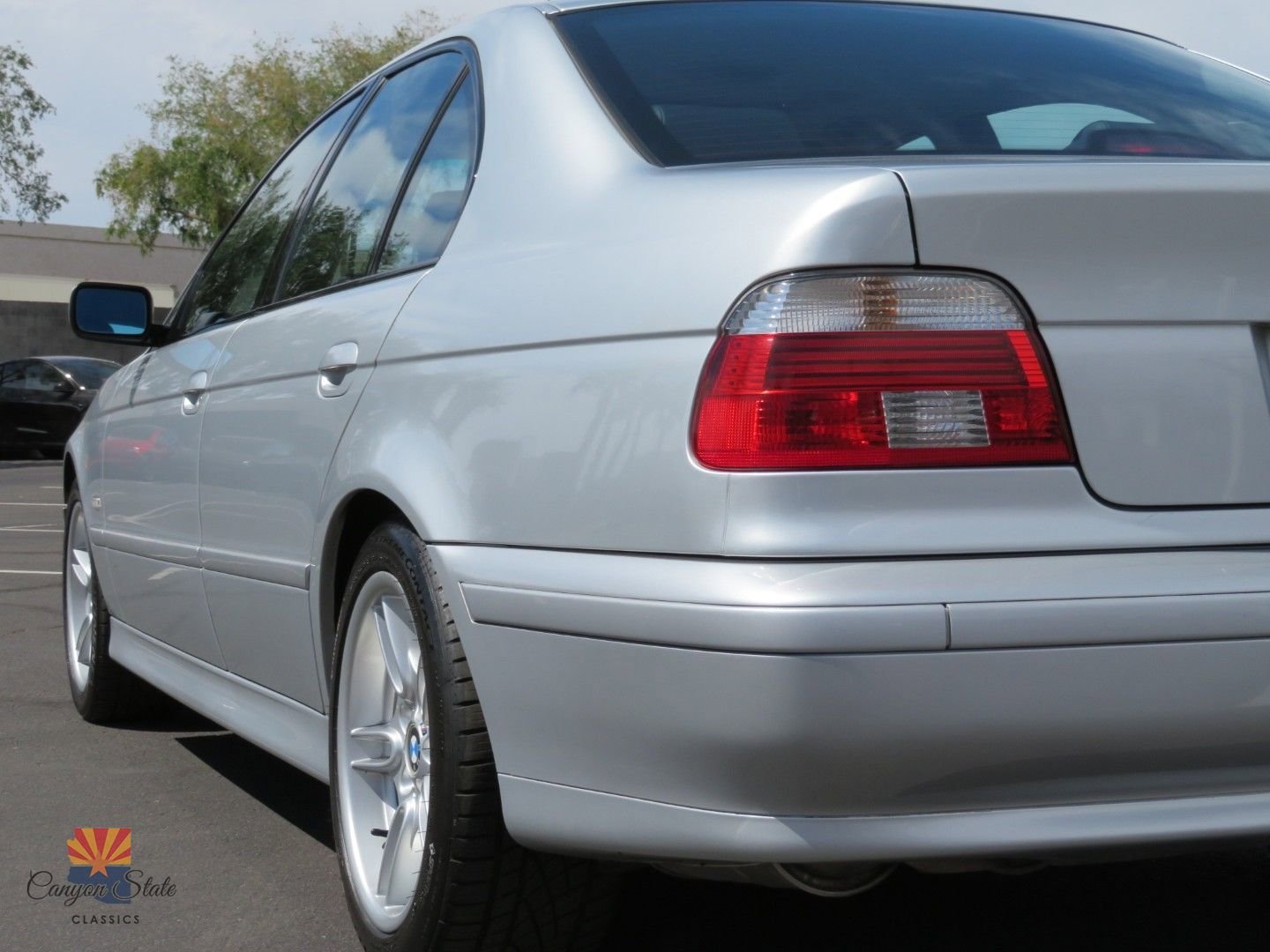 Used 2002 BMW 540i Sedan image 24