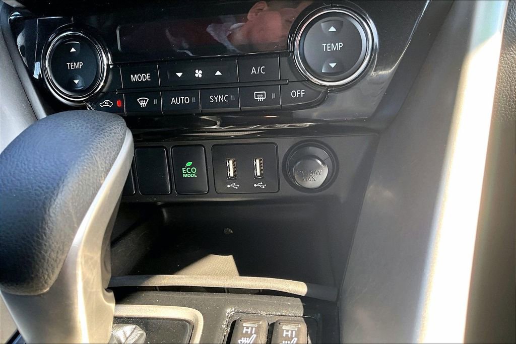 Used 2023 Mitsubishi Eclipse Cross SEL image 30