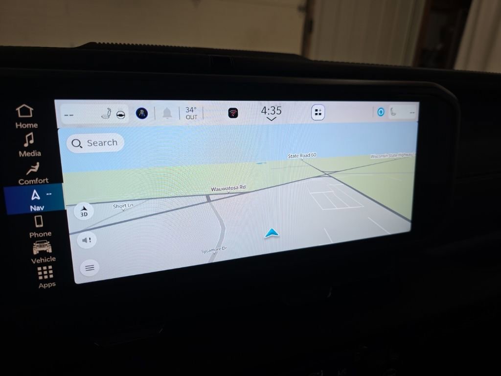 Used 2025 Jeep Wrangler Sahara w/ Technology Group image 20