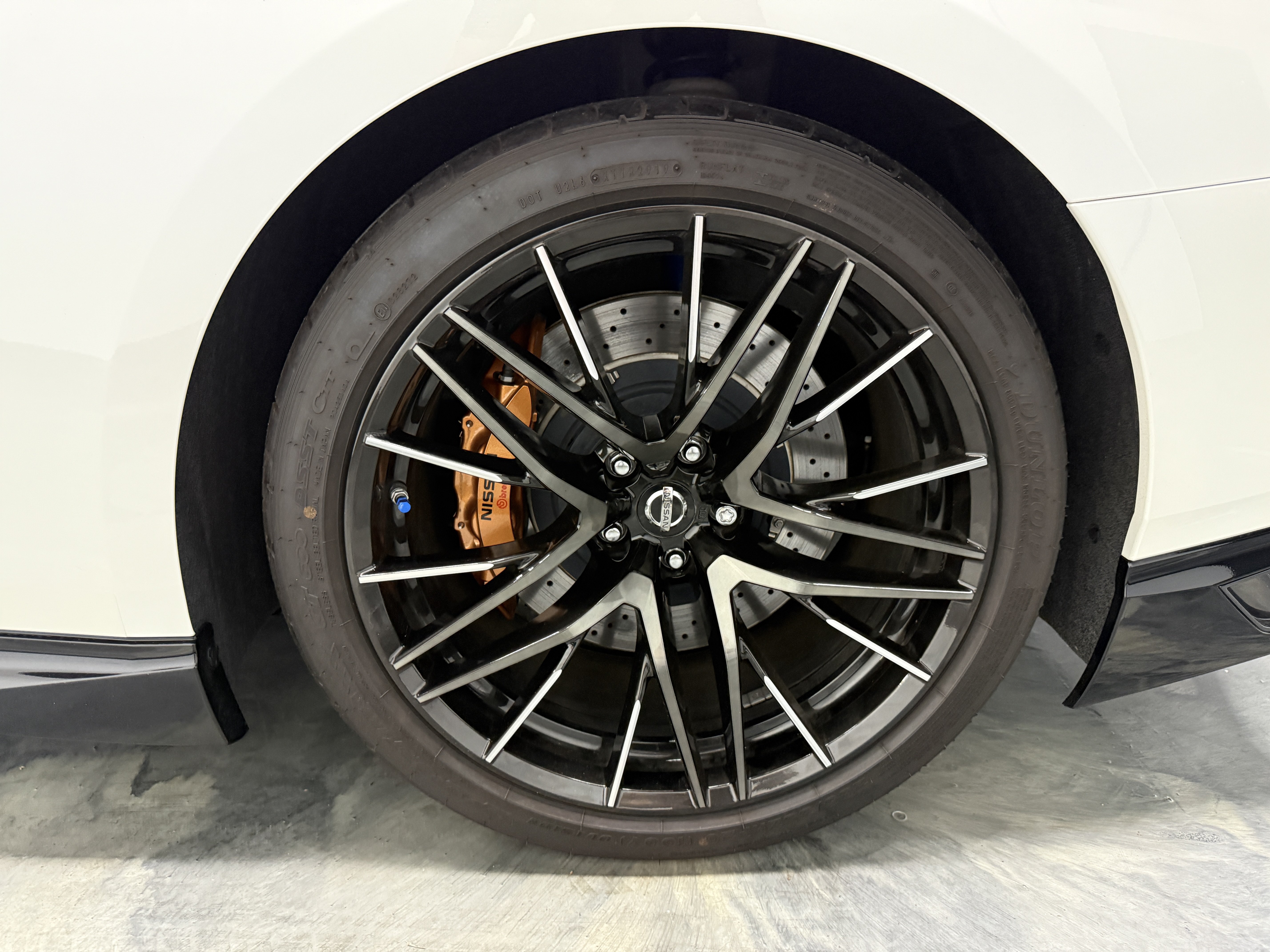 Used 2020 Nissan GT-R Premium AWD/4WD image 43