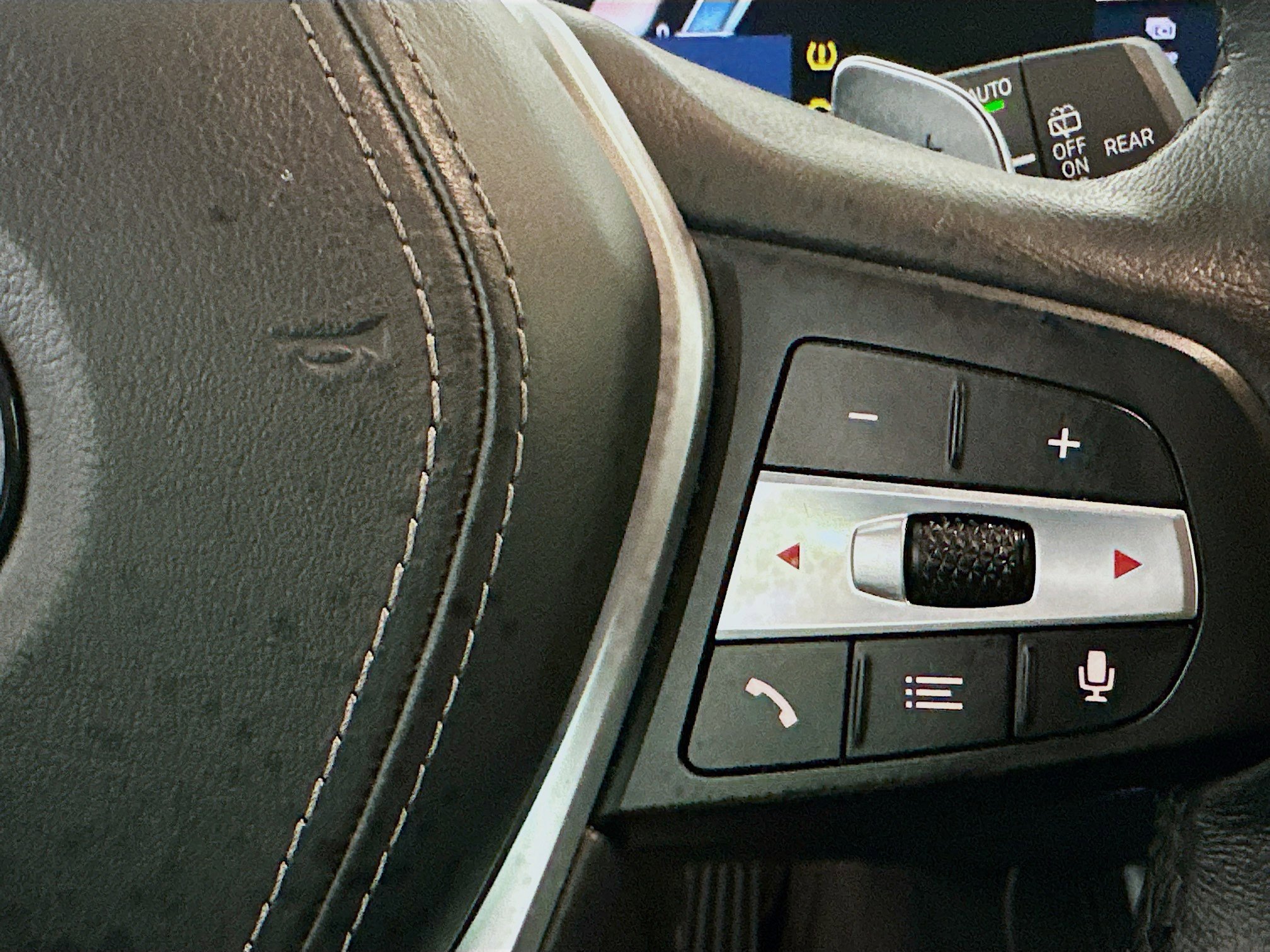 Used 2024 BMW X5 sDrive40i image 17