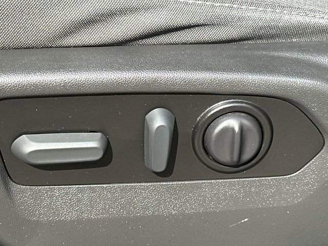 Used 2021 Chevrolet Silverado 1500 LT Trail Boss w/ Bed Protection Package image 38