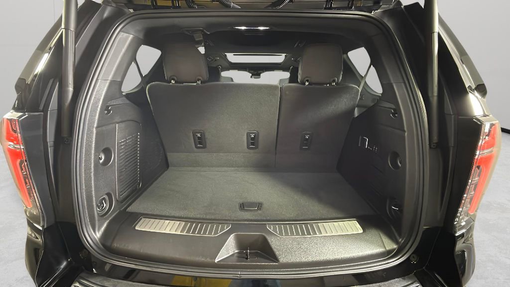 Certified 2025 Chevrolet Tahoe RST w/ Comfort Package image 31