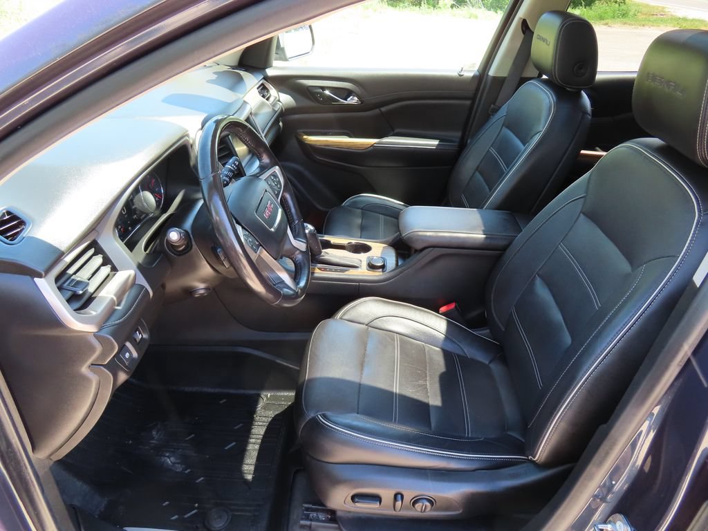 Certified 2019 GMC Acadia Denali w/ Technology Package AWD/4WD image 25