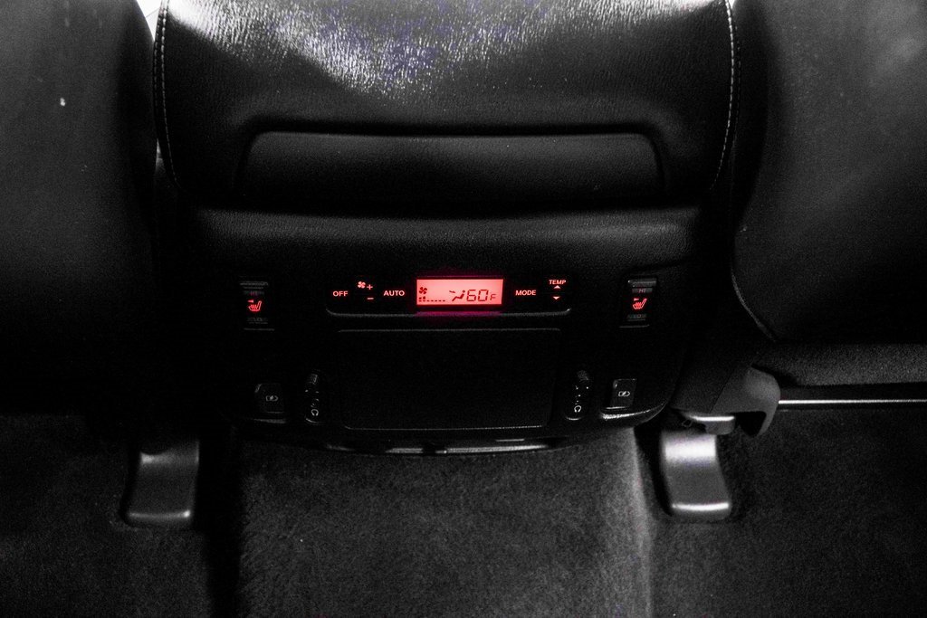 Used 2020 Nissan Armada Platinum w/ Captain's Chairs Package image 20