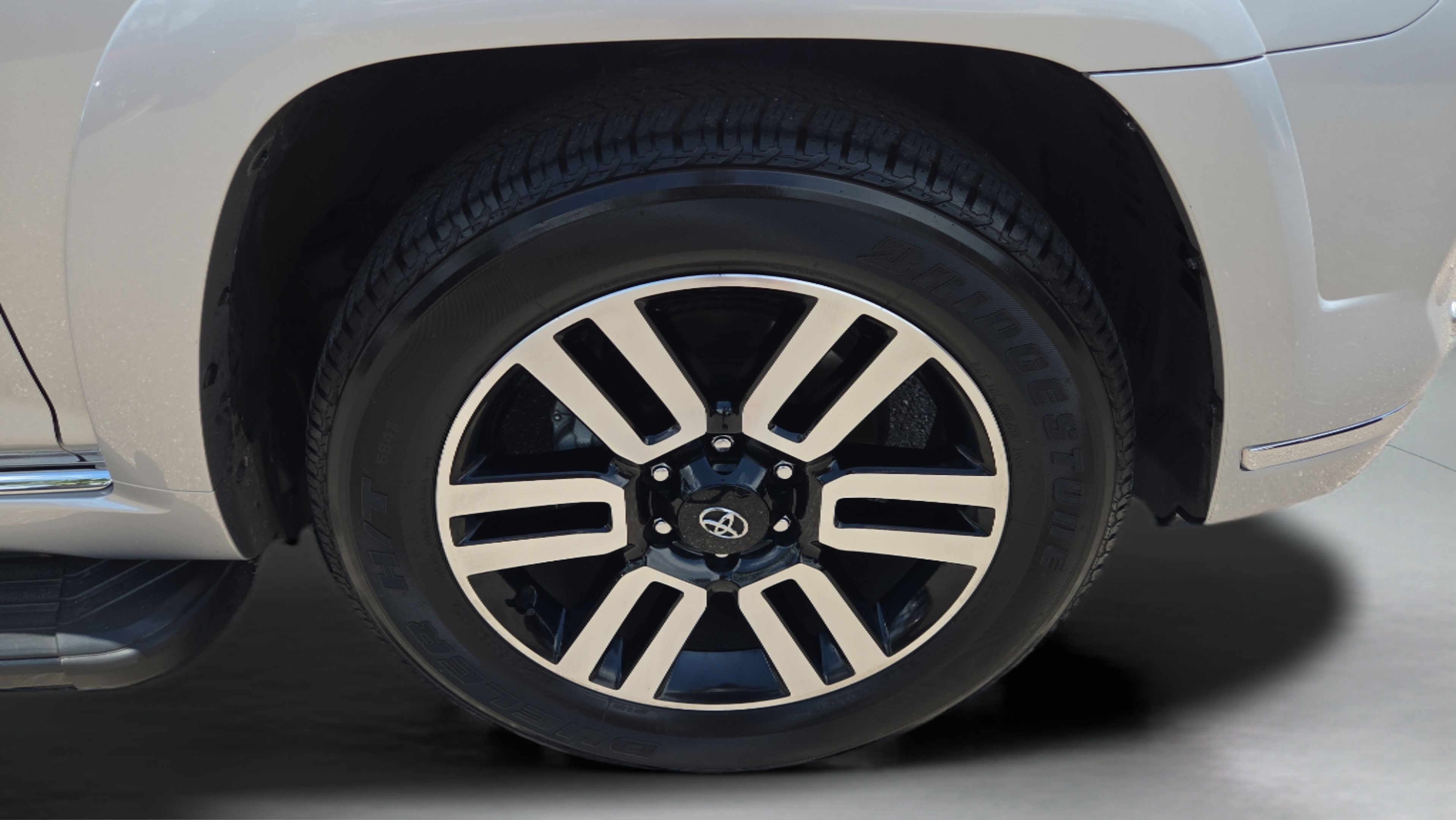 Certified 2024 Toyota 4Runner Limited RWD image 32