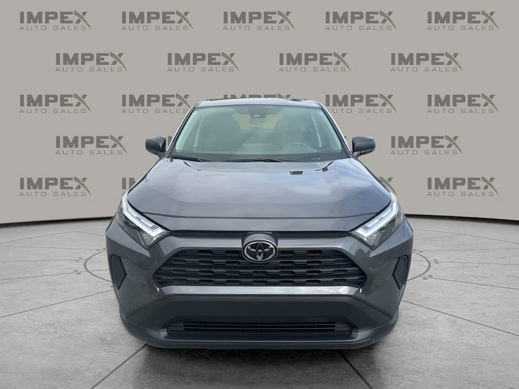 Used 2025 Toyota RAV4 LE image 8