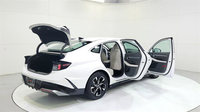Used 2025 Hyundai Sonata SEL image 32