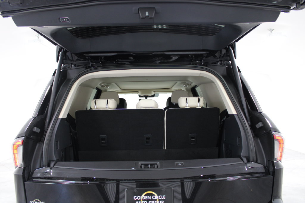 New 2027 Lincoln Navigator Reserve w/ Jet Appearance Package AWD/4WD image 30
